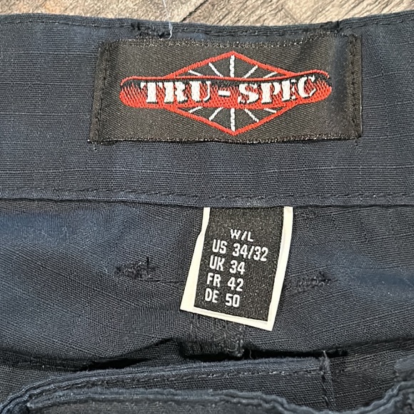 TRU-SPEC NAVY BLUE TACTICAL CARGO PANTS. Exc.  condition/worn once size 34/32 - Picture 6 of 6
